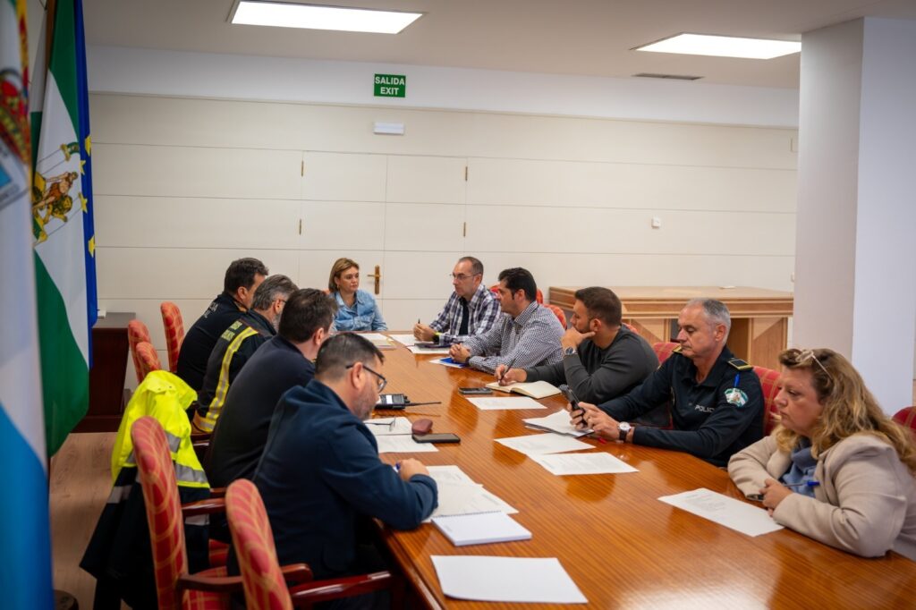 El Ayuntamiento de Torremolinos ha suspendido hoy de todas las actividades municipales